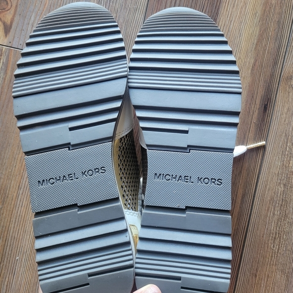 MICHAEL KORS Allie Extreme Mixed-Media Trainer Sneakers Gold/White Size 7 - Picture 8 of 13